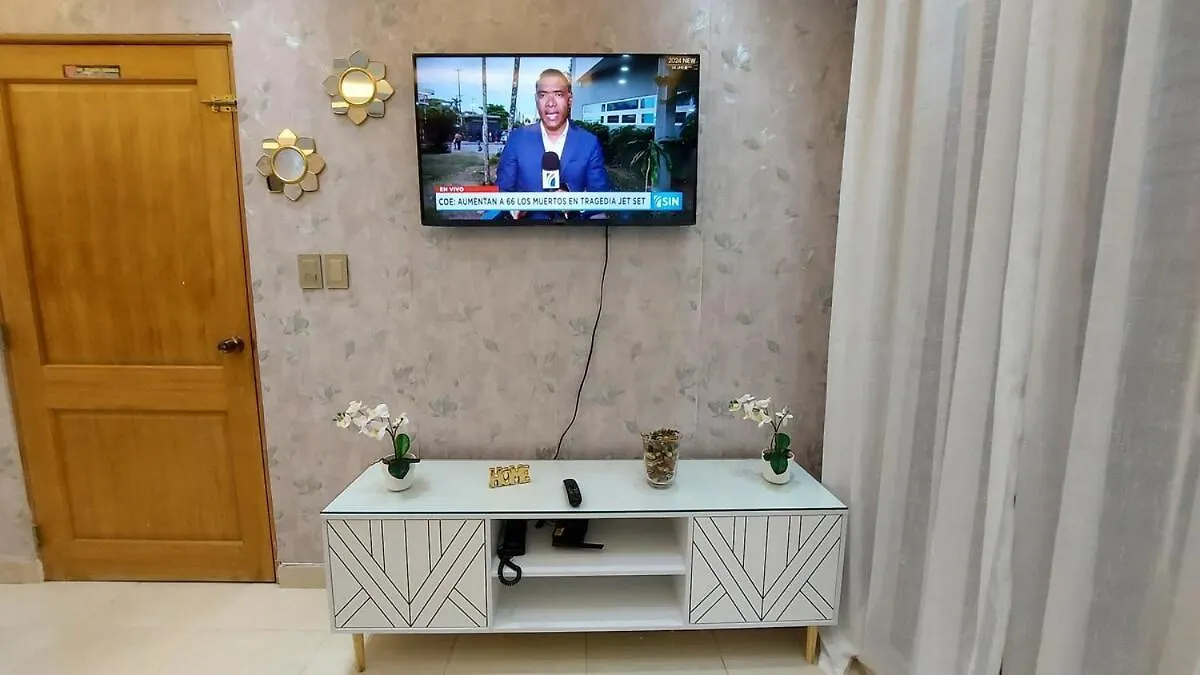 Modern And Luxury Apartment La Grua 0*,